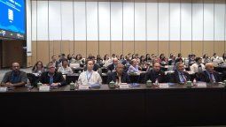 altText(Líderes y expertos internacionales valoran positivamente la modernización China)}