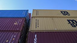 altText(Exportaciones de bienes se redujeron un 14% en comparación con el año 2022)}