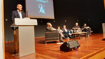 Jorge Bermúdez Secretario General&nbsp; de la FUS abriendo segunda jornada de seminario internacional