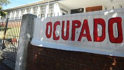 altText(Inició paro de 48 horas: sindicato docente ocupó varios liceos)}