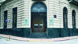 altText(Trabajadores y trabajadoras de la ANV reclaman igualdad)}