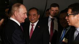 altText(Putin llega a Vietnam para estrechar lazos de cooperación y alianza económica)}