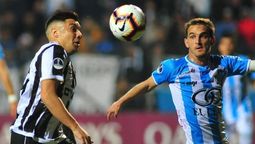 altText(Buen empate entre Wanderers y Cerro por la Sudamericana)}