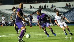 altText(Justo empate entre Nacional y Fénix)}