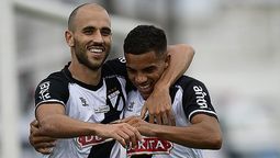 altText(Danubio con dos dudas para jugar contra Peñarol)}