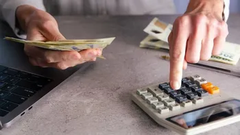 Clase media bajo presión: vivir en Buenos Aires cuesta más de 2.400 dólares al mes