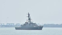 La fragata iraní IRIS Dena, hundida por un submarino de EEUU.