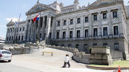 altText(Funcionarios penitenciarios instalarán carpa frente al Parlamento: exigen 