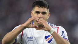 altText(Dos penalcitos abrieron el partido y Nacional terminó goleando a Miramar Misiones)}