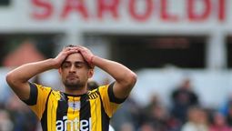 altText(Entre Olveira y un inoperante Peñarol en la segunda parte River ganó en el Saroldi)}