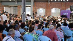 La comunicación en el centro del debate