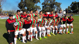 altText(Deportivo Maldonado ganó y alcanzó a Torque en la punta)}