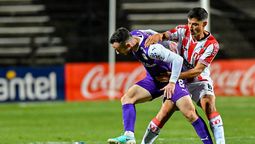 altText(Clausura: Defensor Sporting y River Plate cierran la segunda fecha)}