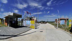 altText(Inauguran nueva planta de tratamiento de aguas residuales en Colonia)}