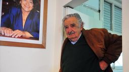 altText(Mujica anunció su deseo de retirarse de la política si el FA gana las próximas elecciones)}