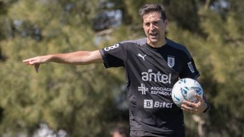 El Tornado Alonso habló sobre la preparación celeste para el Mundial de Catar.