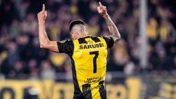 altText(Peñarol logró un valioso triunfo por 2 a 0 ante Plaza Colonia)}