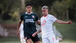 altText(River Plate y Rentistas igualaron en el cierre de la segunda fecha del Torneo Competencia)}