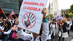 altText(Maestros de Montevideo continuarán el lunes el paro en rechazo a la violencia)}