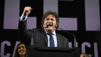 El ultraliberal Javier Milei obtiene un triunfo histórico
