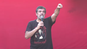 El imperio no pasará, dijo Óscar Andrade en homenaje a los 32 cubanos asesinados por EEUU en Venezuela