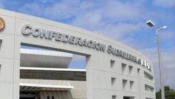 altText(Coronavirus: La Conmebol confirmó que se ceñirá a lo que diga la FIFA)}