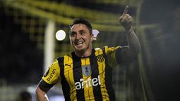 altText(Peñarol pudo superar a Olveira de penal y ganó)}