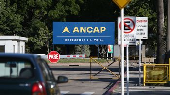 Fancap ocupa desde la madrugada la planta de La Teja