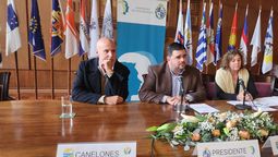 altText(Sesionó el nuevo Congreso de Intendentes y eligió como presidente a Nicolás Olivera)}