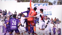 altText(Defensor le ganó el clásico a Danubio de visita)}