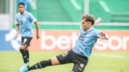 altText(Uruguay goleó cuatro a uno a Bolivia y clasificó)}