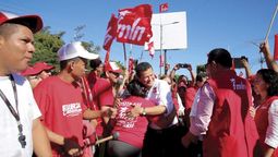 altText(El FMLN va por el tercer gobierno en El Salvador)}