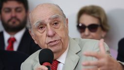 altText(Sanguinetti dejará la secretaría del Partido Colorado)}