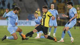 altText(Peñarol no juega bien pero consigue resultados)}