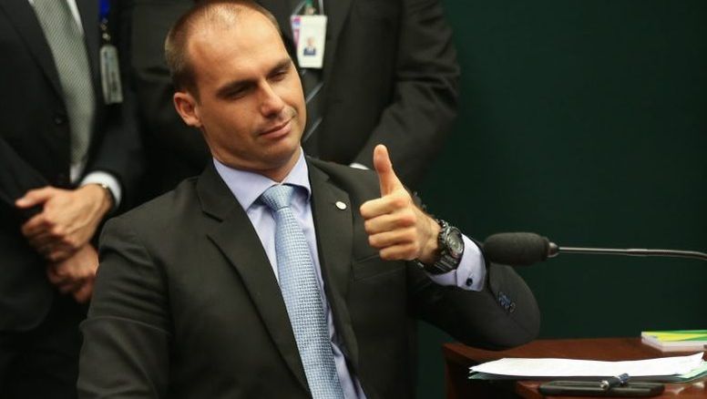 Brasil: Presidente de la Cámara de Diputados pide sancionar a Eduardo Bolsonaro por apología de la dictadura