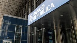 altText(Víctimas de estafa: una pareja ganó un juicio al BROU y recuperó USD 9.000)}