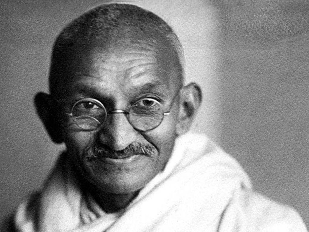 Gandhi nació el 2 de octubre de 1869 en Porbandar