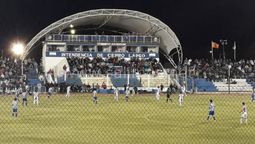 altText(Cerro Largo le ganó a Plaza y sigue puntero)}