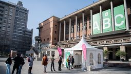 altText(IM realiza jornada de test gratuitos de VIH en la explanada)}