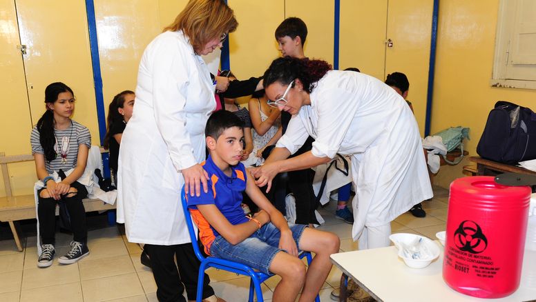Meningococo: comienza nueva etapa de vacunación y alertan por quienes aún quedan sin cobertura