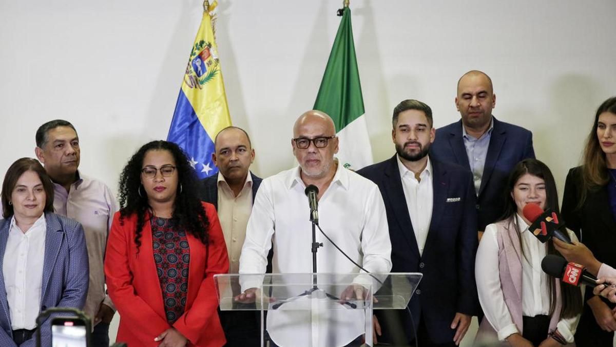 Gobierno y oposición de Venezuela retomaron el diálogo.