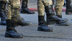 altText(Tres militares fueron imputados por violar a una joven de 19 años)}