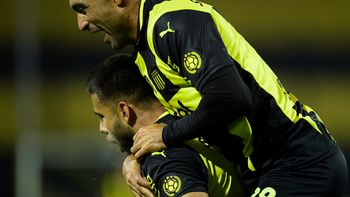 Se cierra la décima del Clausura: Peñarol líder, River descendido