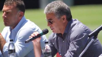 El área deportiva de Peñarol ya trabaja intensamente en refuerzos.