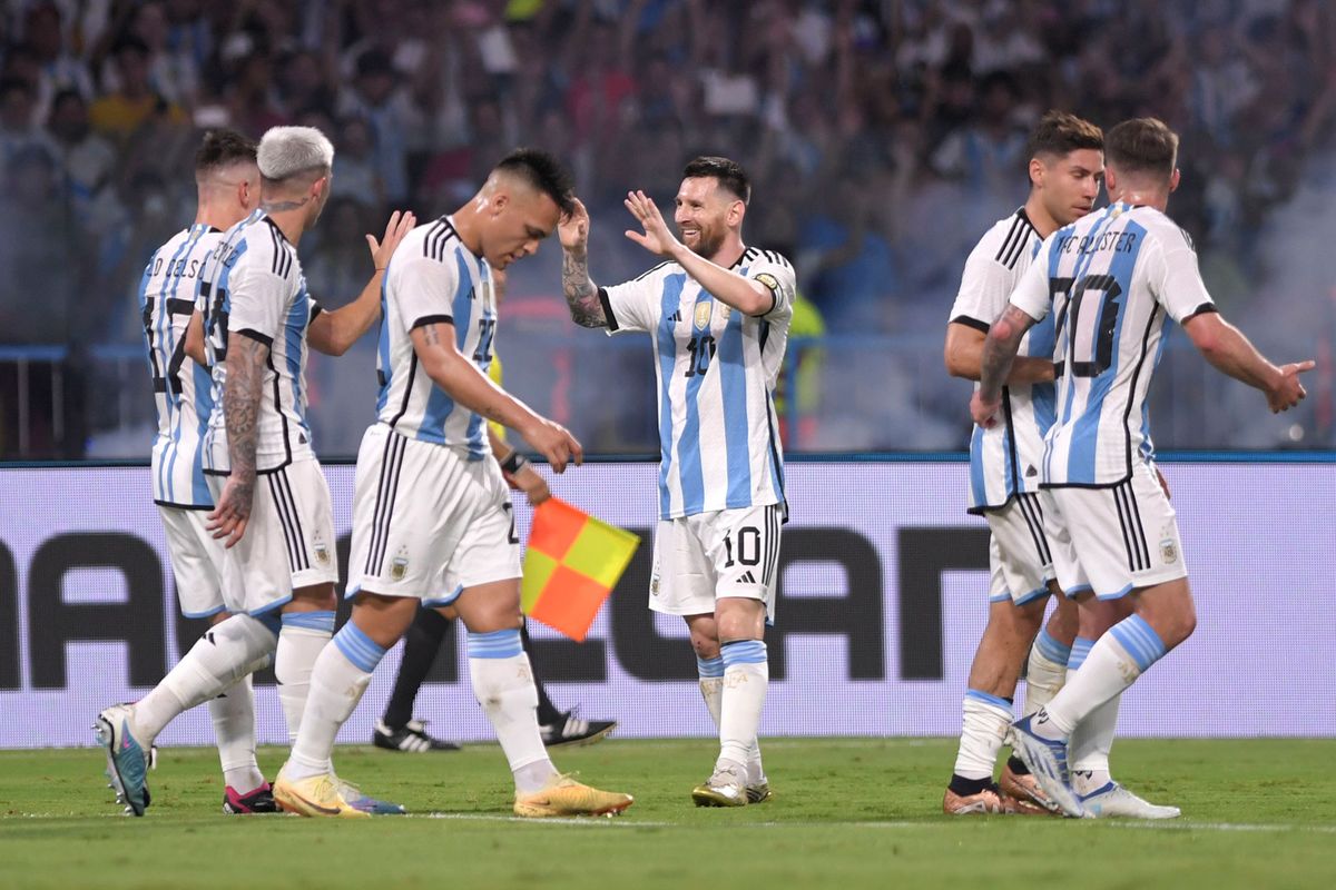 Messi alcanzó los 100 goles con la Seleccion Argentina.