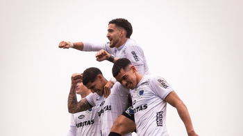 Liverpool, único líder del Clausura.