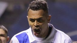 altText(El zaguero que le dijo que no a Peñarol y puede llegar a Racing de Avellaneda)}