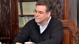 altText(Gerardo Caetano fue nombrado presidente de la Academia Nacional de Letras)}