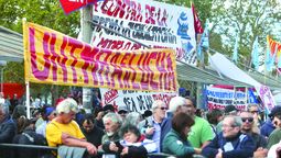 altText(Reducción de la jornada laboral está en la palestra)}