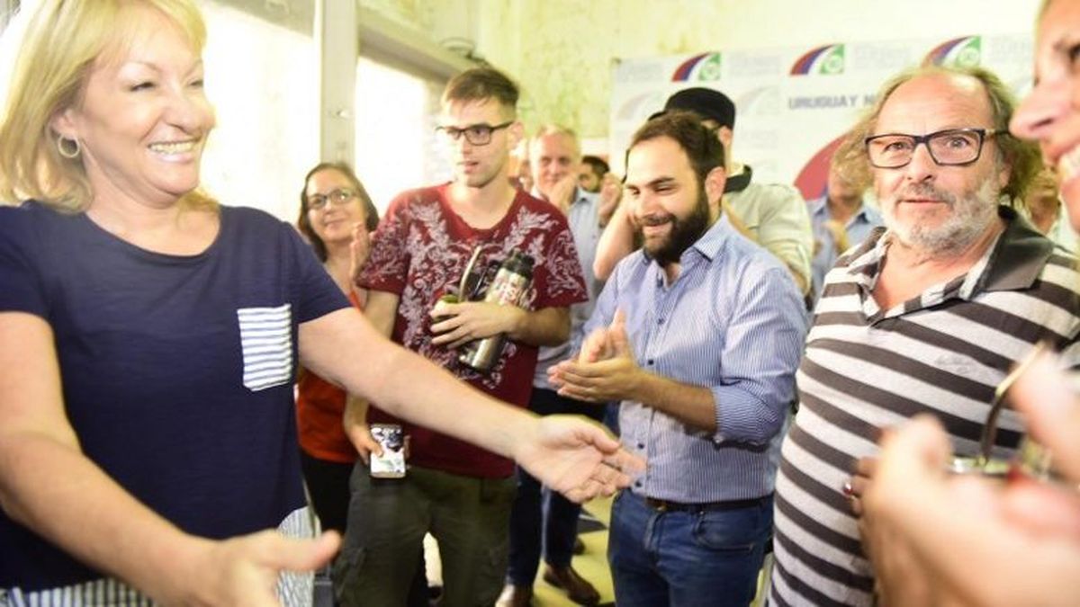 Socialistas no se bajan y reivindican apoyo a Carolina Cosse